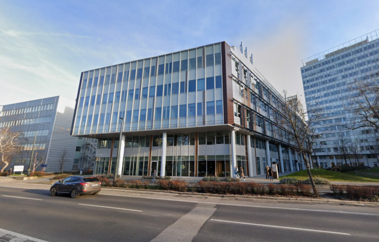Apollo Business Center II – D