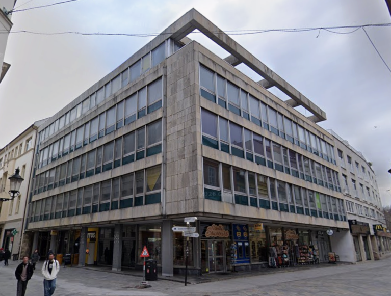Laurinská 2